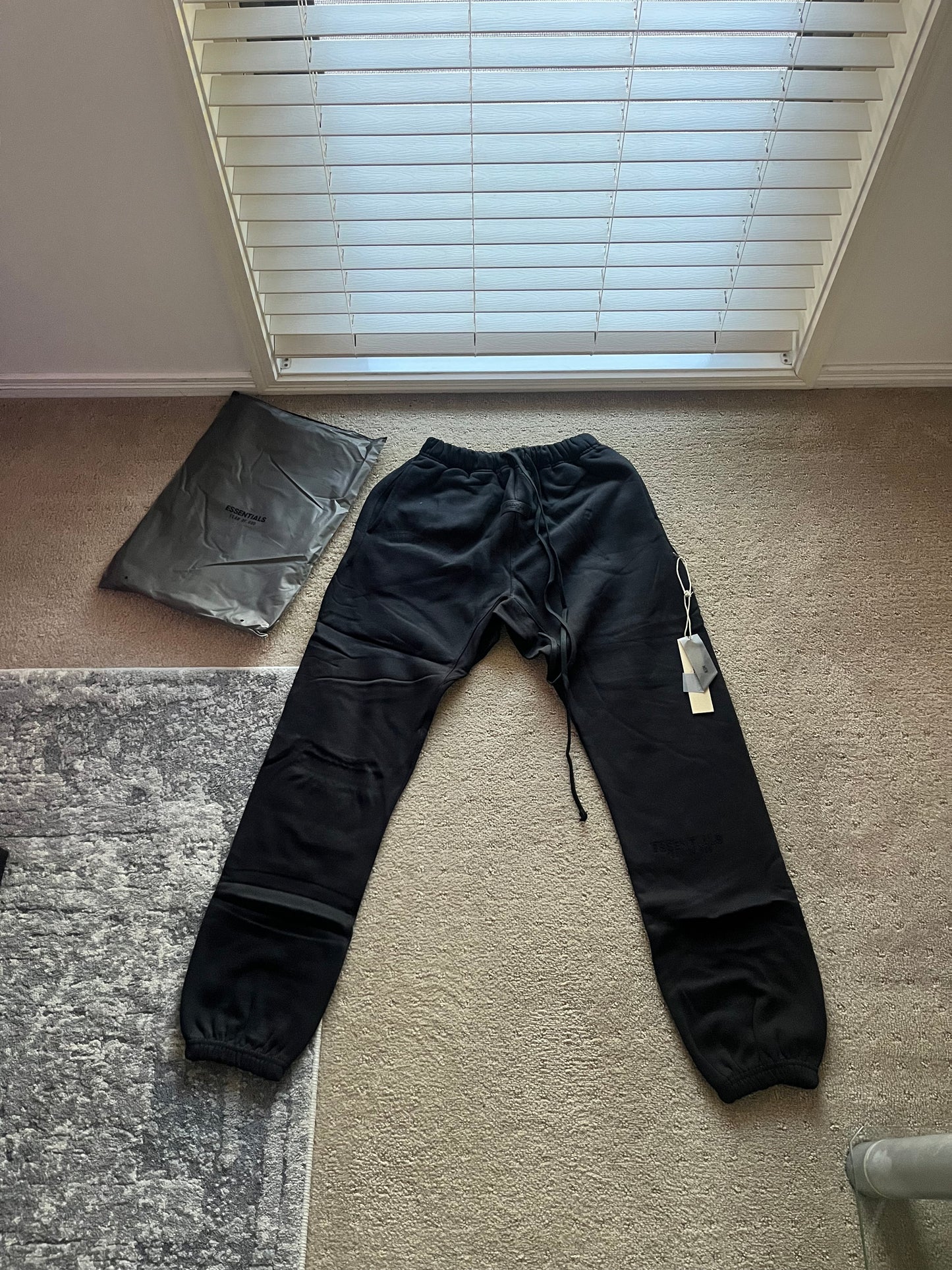 Fear of God Essentials Polar Fleece Pant 'Jet Black'